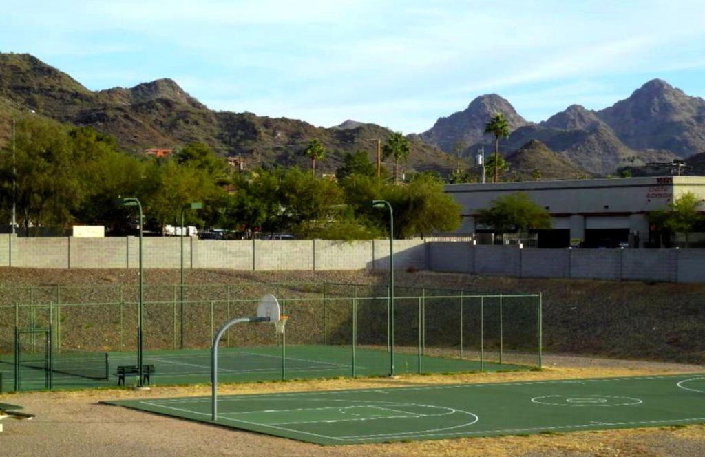 Private Resort Community -- ½ Mile Walk To Hiking & Biking At N. Mtn. Preserve! Phoenix Exterior foto